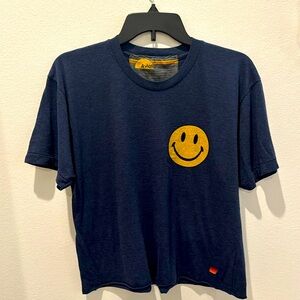 Aviator Nation smiley tee size L